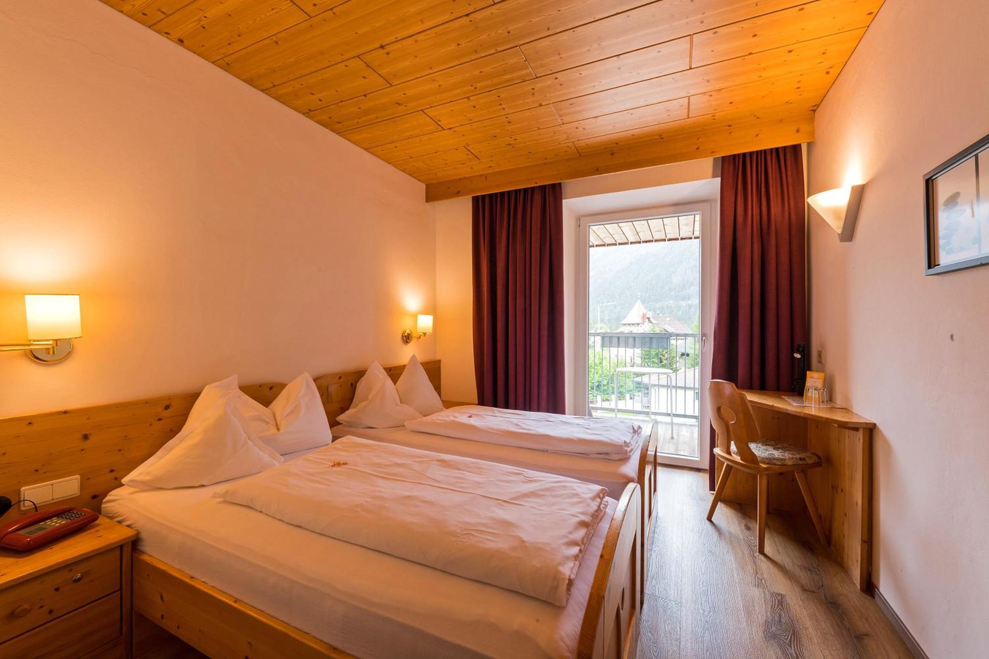 Hotel Dolomiten 도비아코 외부 사진