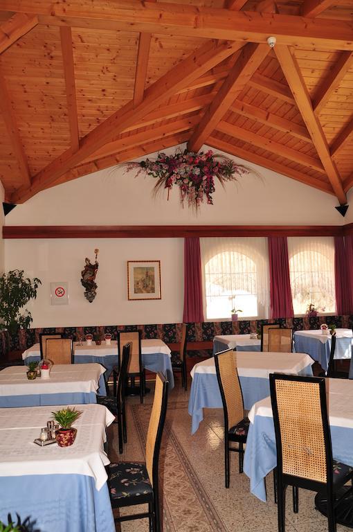 Hotel Dolomiten 도비아코 외부 사진